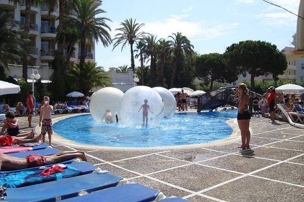 Les Meilleurs Campings avec Piscine dans le Var : Votre Guide Ultime pour des Vacances Inoubliables